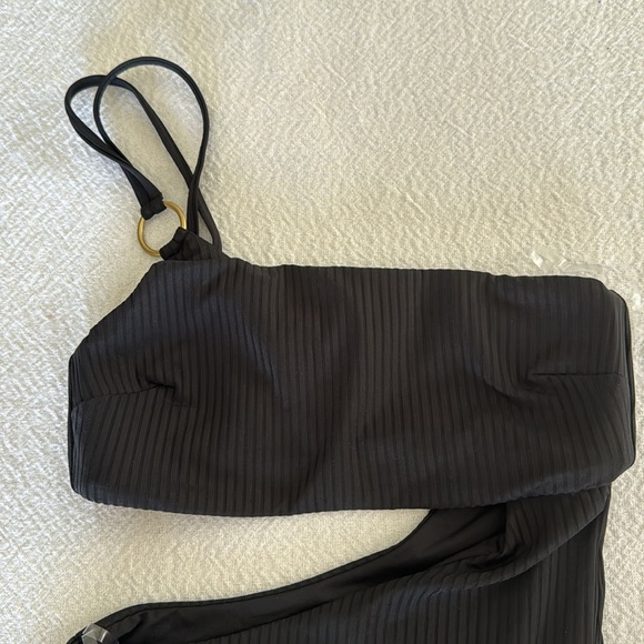 Vitamin A Cosmo Cutout One-Shoulder Rib One-Piece Swimsuit, Large, $170 - Picture 7 of 9
